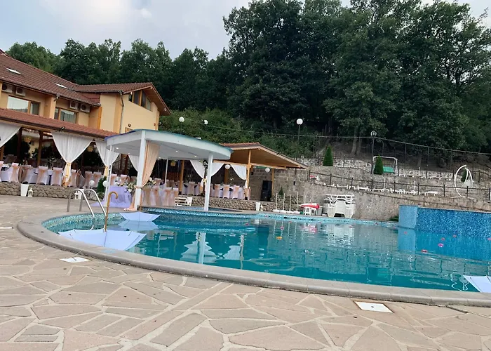 אתר נופש комплекс ливадите